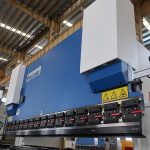 frana de presare cnc hidraulica 300t 3200 cu controler E21